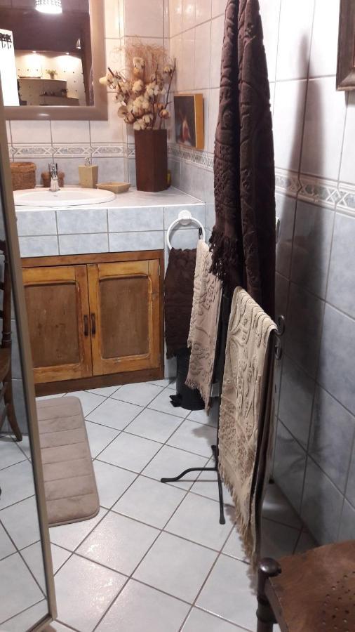 Joli Loft Dans Village Pittoresque Peret Luaran gambar